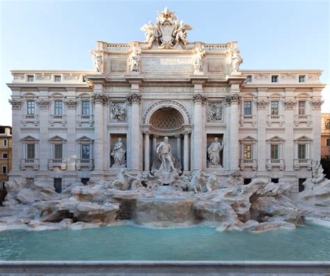 fendi fontana di trevi